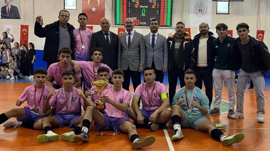 Erkek Futsal Takımımız İlçe 1. 